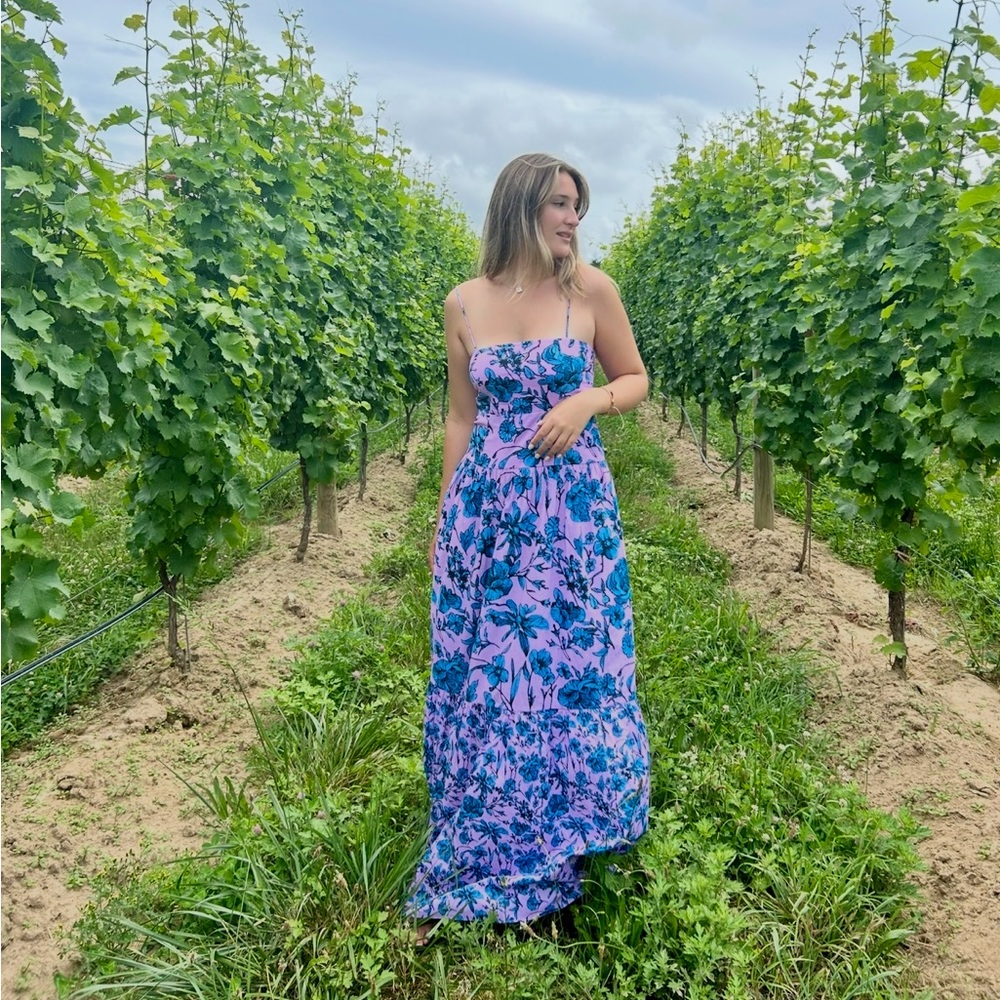 Playa Lucila floral maxi dress in size small